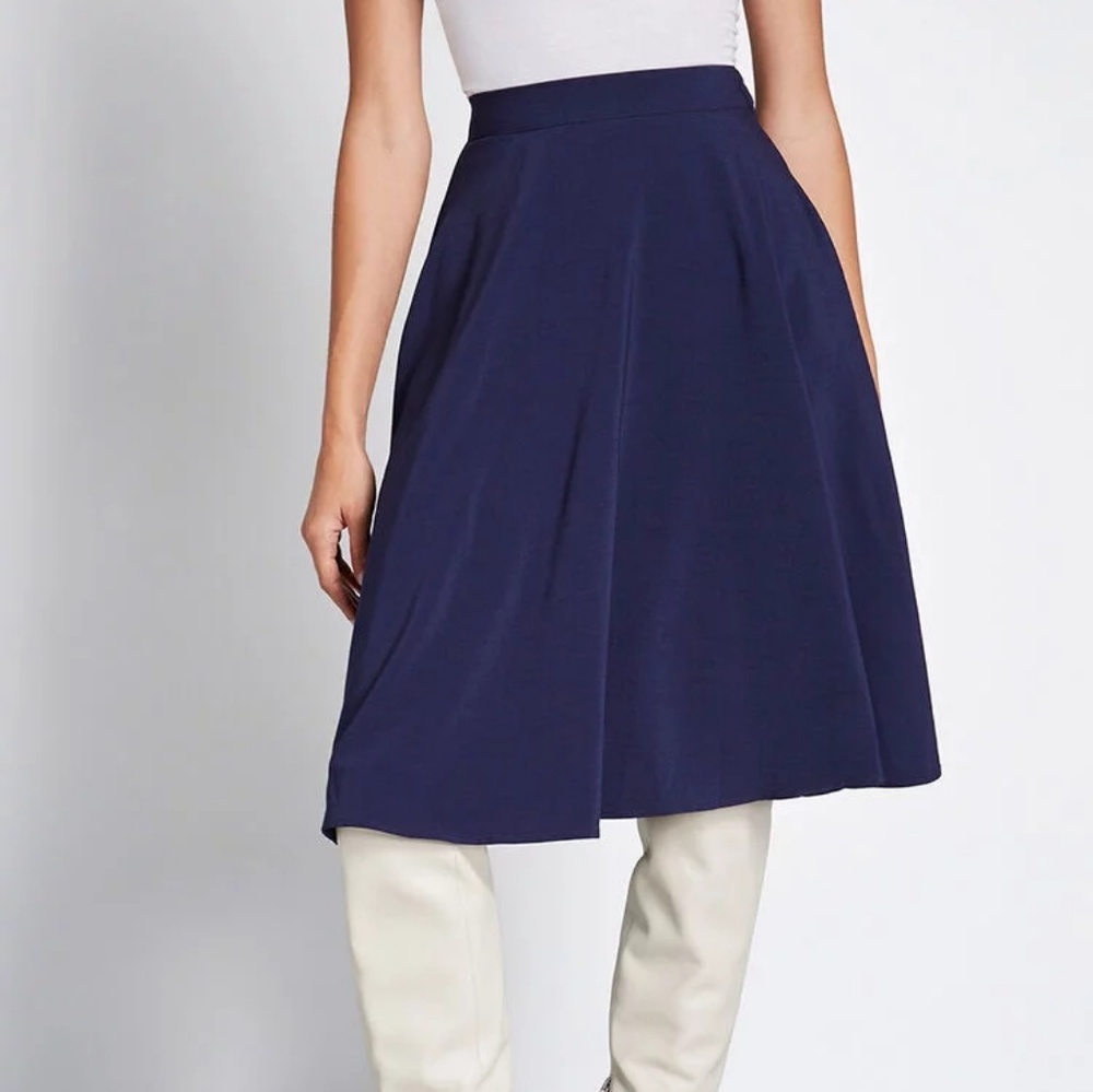 NWT modcloth Sway this way navy blue skirt